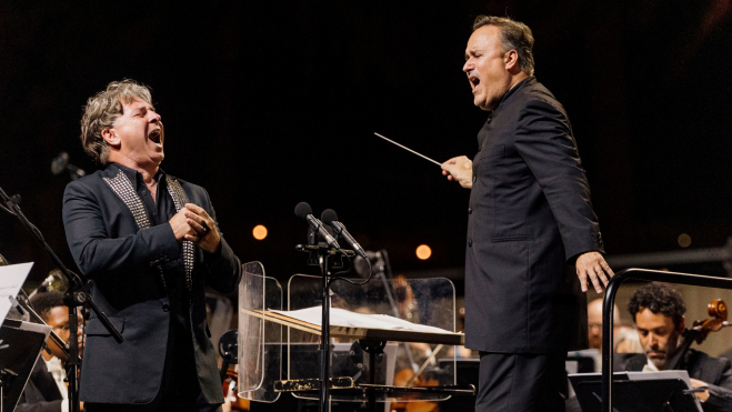 Roberto Alagna durante el concierto / BARCELÓ