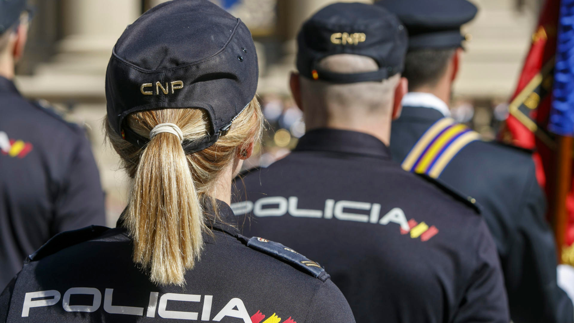Policías nacionales / EFE Policías nacionales / EFE