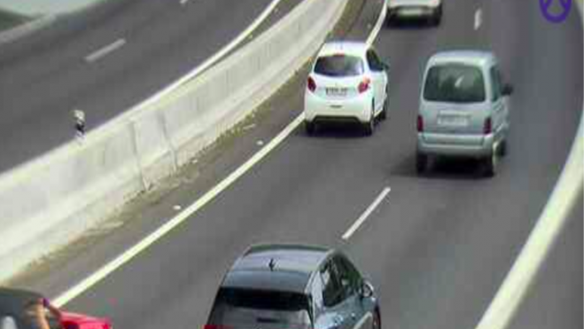 Retenciones en la autopista del norte de Tenerife. / CABILDO DE TENERIFE