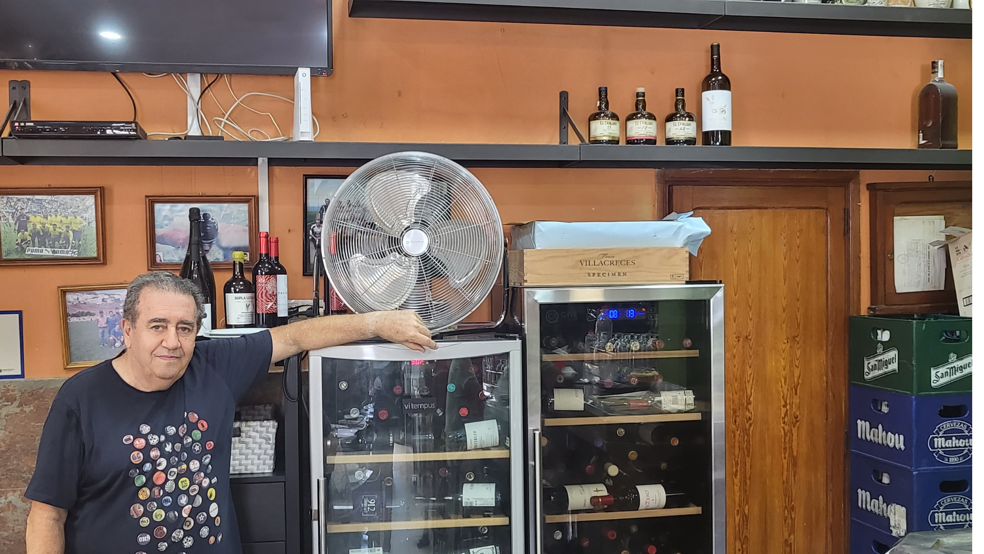 José Barros, dueño del Bar Imperial, se jubila este viernes. / ATLÁNTICO HOY