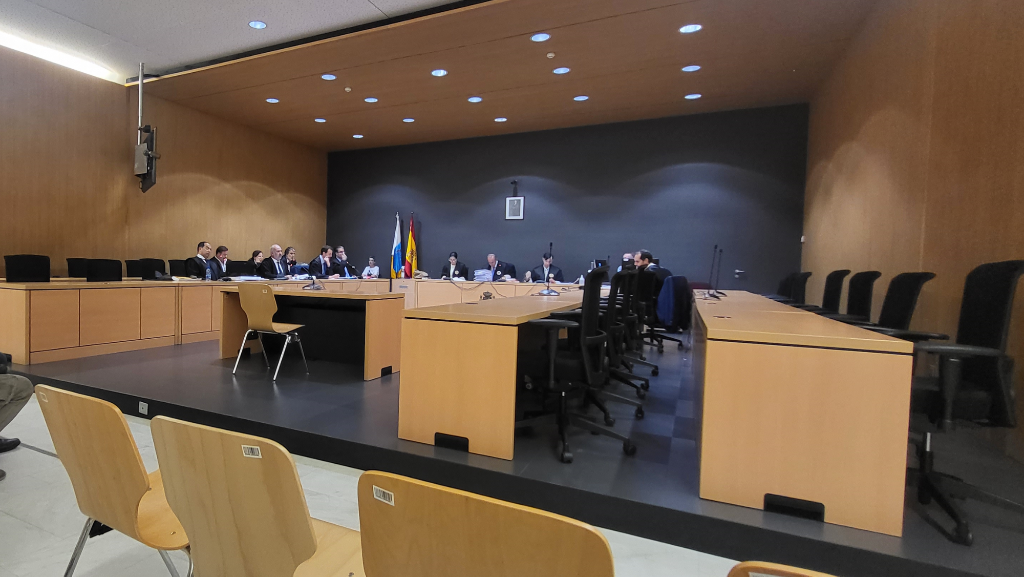 Cinco personas, acusadas de falsificar nóminas de Mercadona y otra empresa para comprar coches. ATLÁNTICO HOY