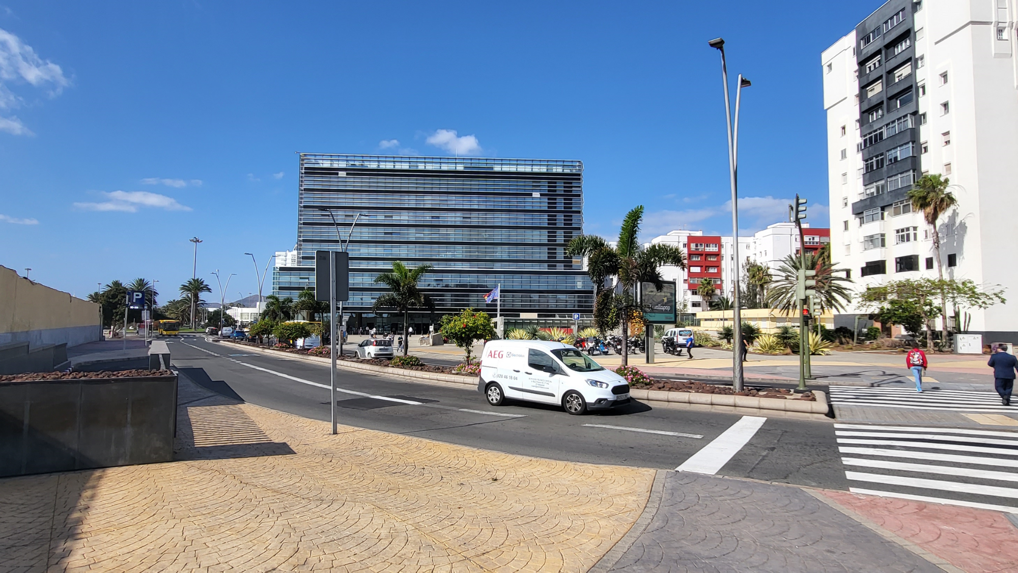 Una administrativa se enfrenta a cinco años de cárcel por traspasarse 139.000 euros a su cuenta. / ATLÁNTICO HOY