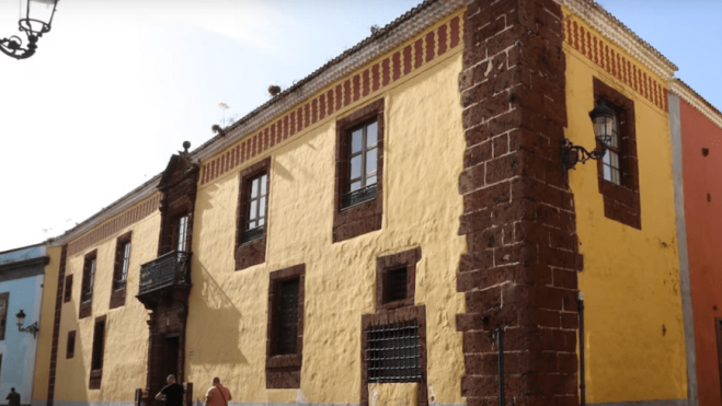 Casa Capitanes Grales Ayto LL Casa Capitanes Grales Ayto LL