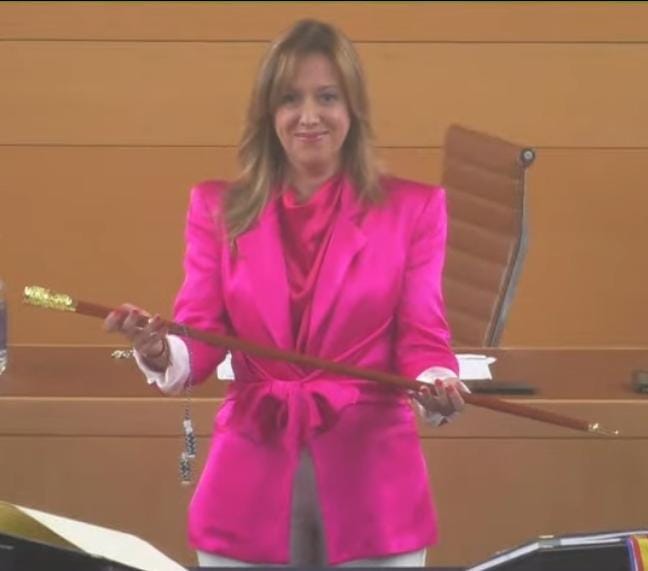 Rosa Dávila con el Bastón de Mando / CABILDO DE TENERIFE