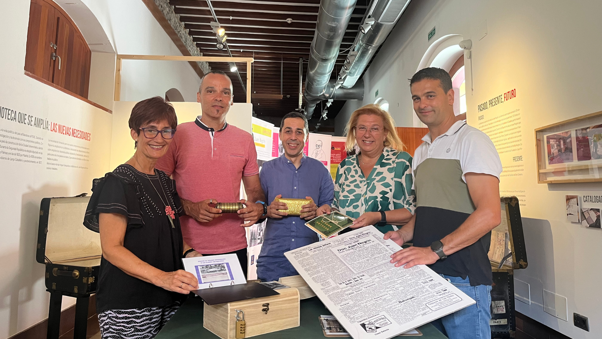 El equipo que ha creado el escape room Cristina Martín, Hector Rodríguez, Pedro Alemán, Blanca Alonso y Samuel Quintana / FUNDACIÓN JUAN NEGRÍN