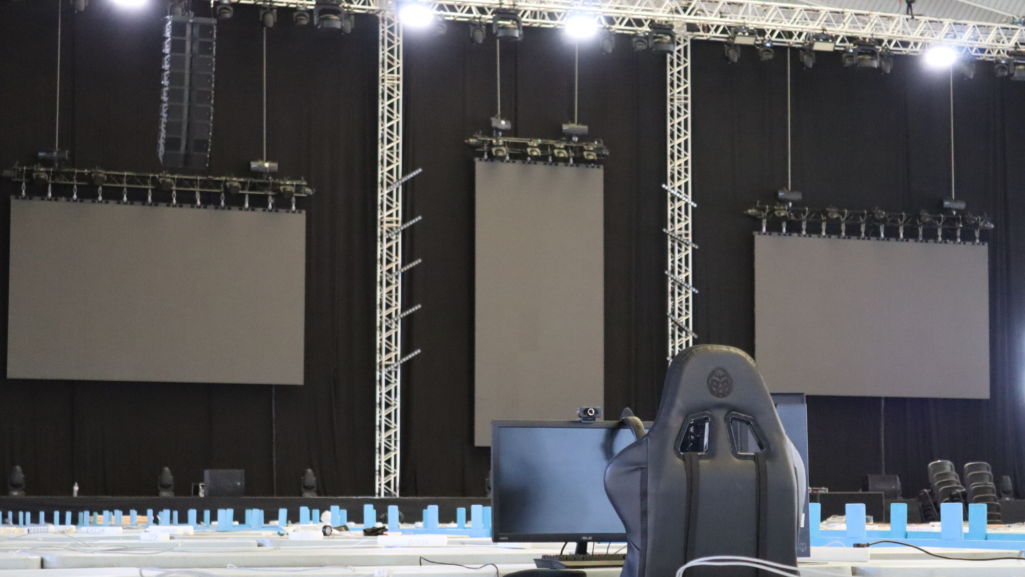 Una de los primeros ordenadores instalados en la Tenerife GG. / ATLÁNTICO HOY