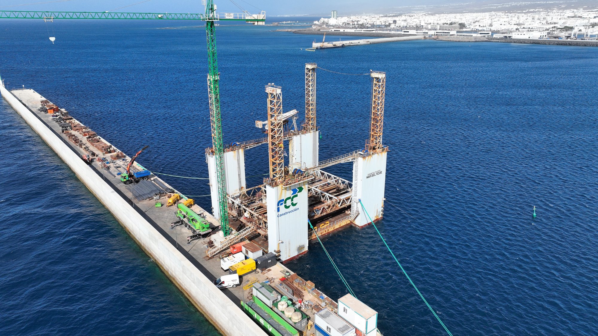 Inicio de obra de ampliación del muelle de Naos en el Puerto de Arrecife / AUTORIDAD PORTUARIA LAS PALMAS