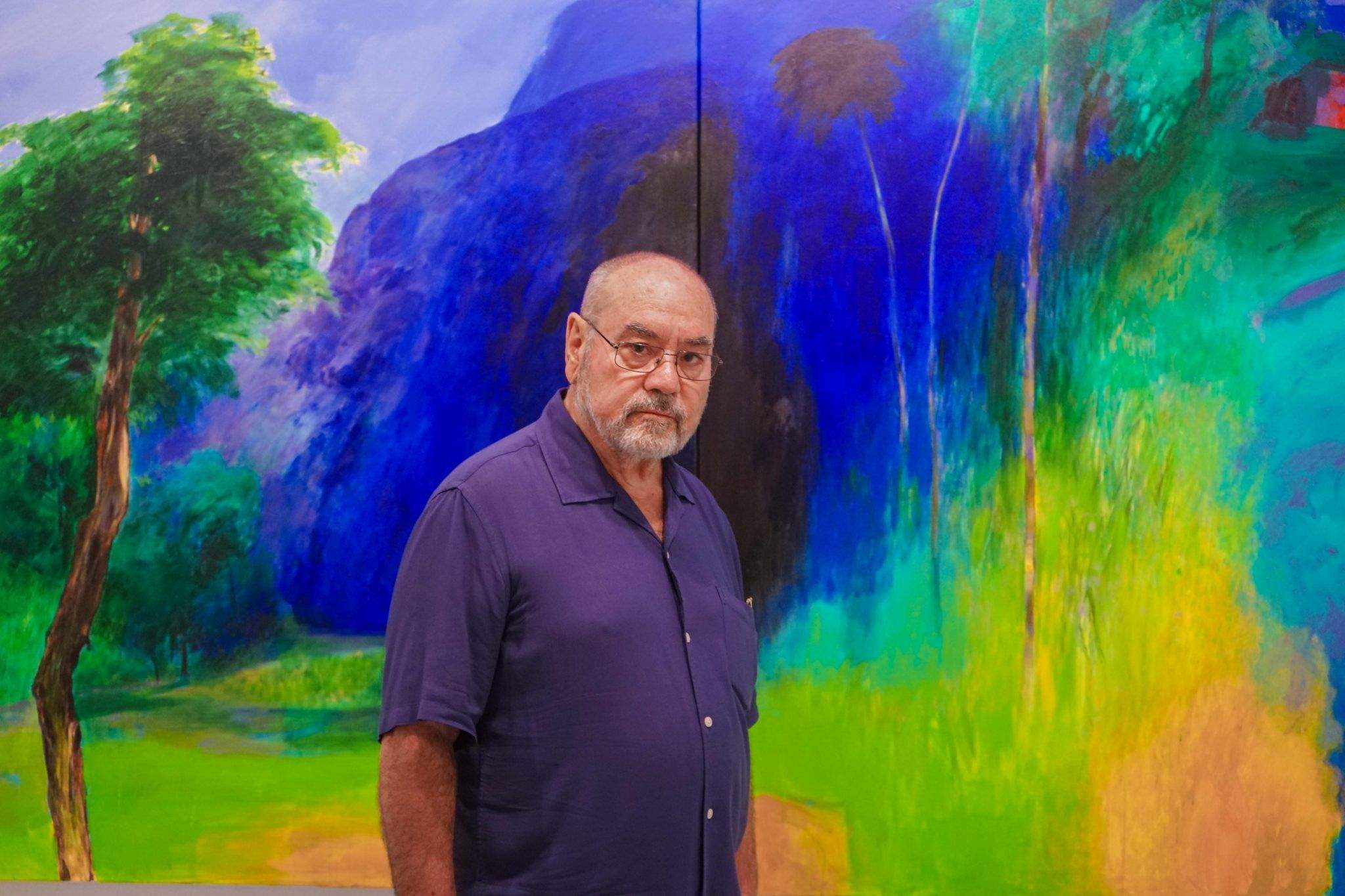 Juan Guerra es la bonhomía y la generosidad; pero sobre todo es un buscador disciplinado y técnicamente formado.