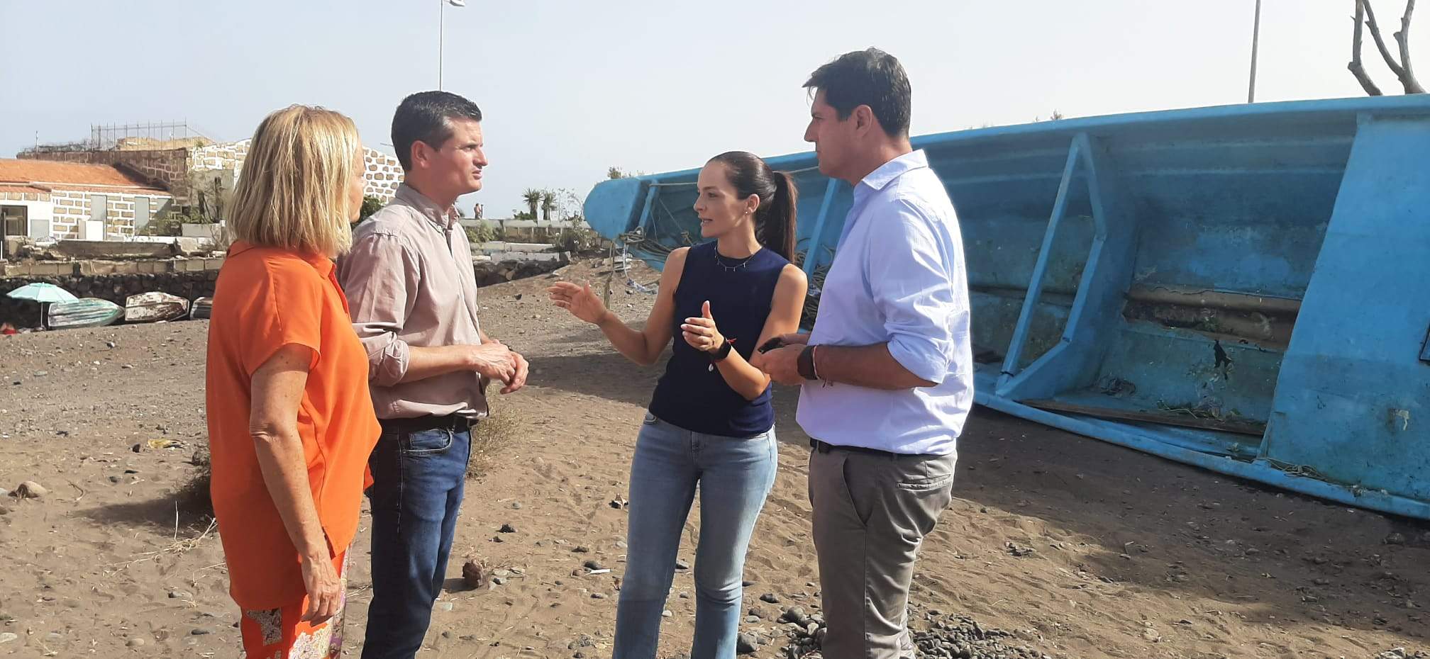 Visita de Juan Antonio Rojas a Las Galletas. / CEDIDA