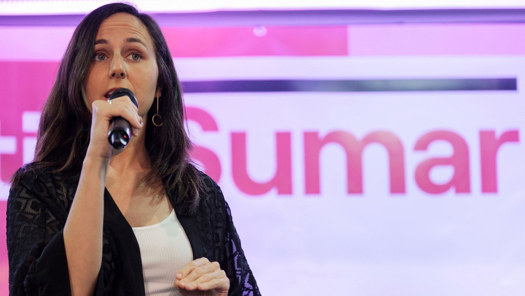 La candidata de Sumar al Congreso de los Diputados Ione Belarra en un acto del partido en Las Palmas de Gran Canaria.  / EFE / ÁNGEL MEDINA G.