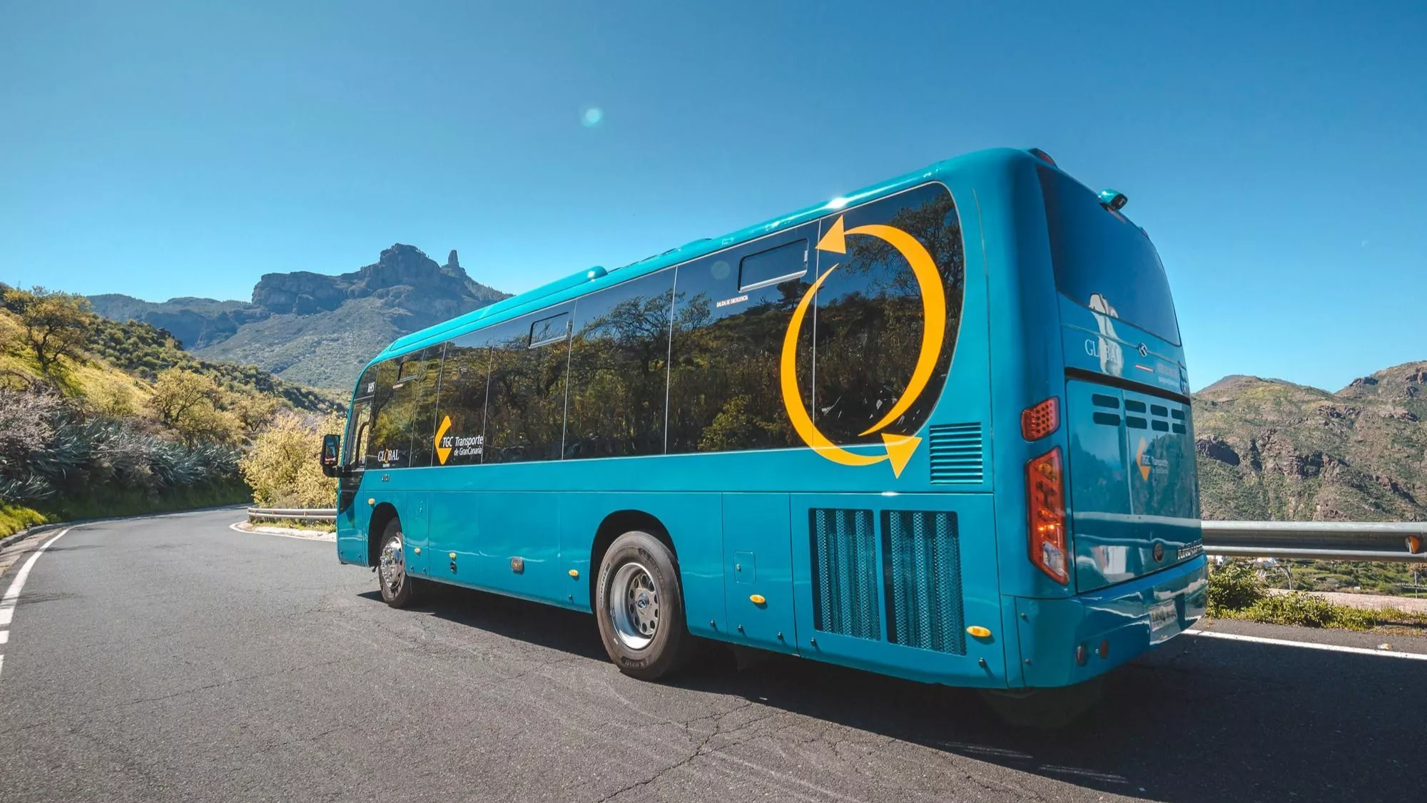 Una guagua de Global / GLOBAL