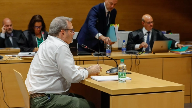 Héctor de Armas durante el juicio / EFE - ELVIRA URQUIJO