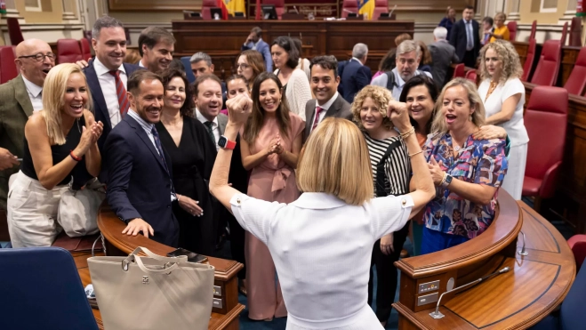 Sesión del Parlamento donde se designó a los senadores / EFE - MIGUEL BARRETO