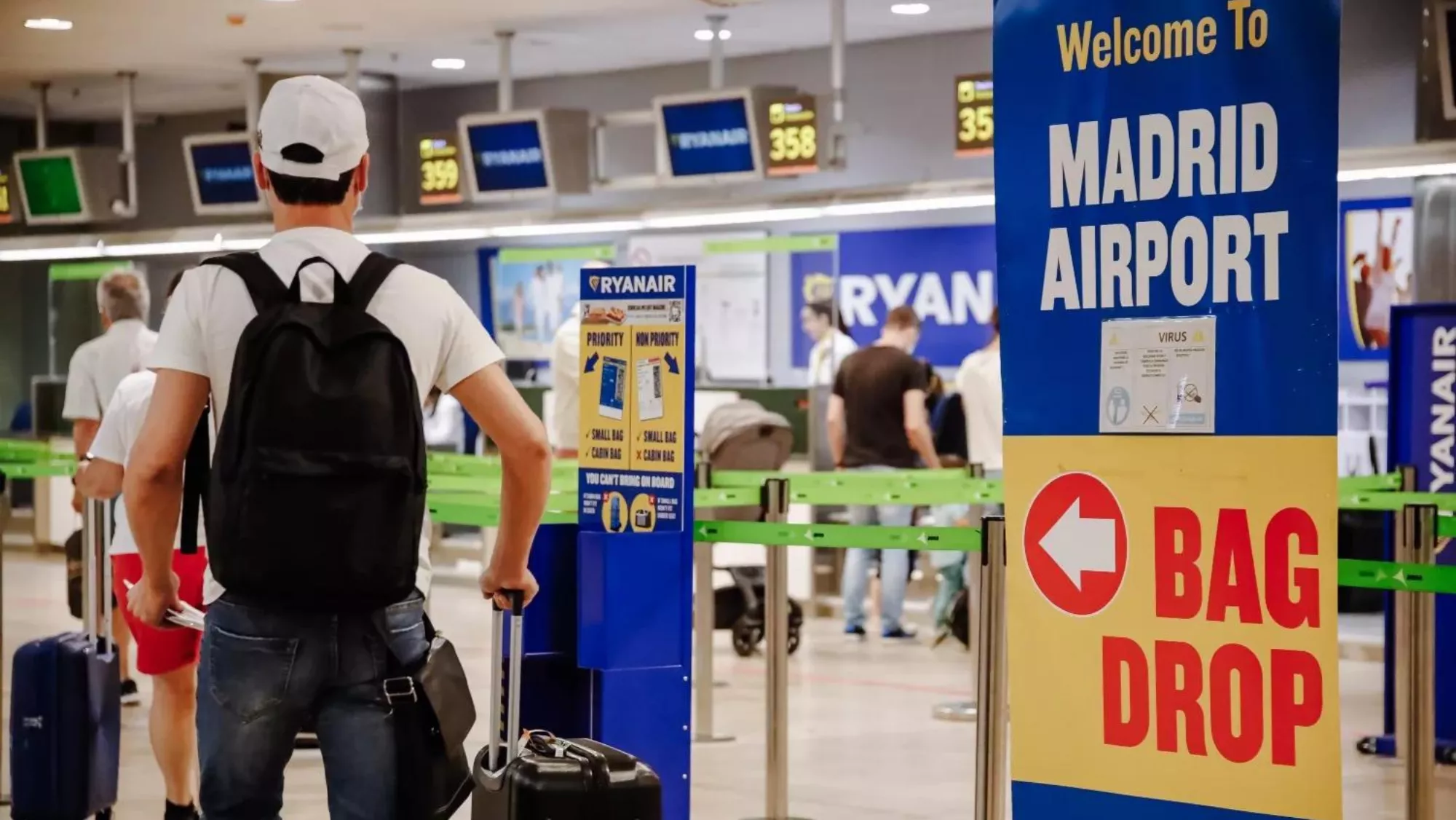 El Gobierno canario pondrá en marcha un observatorio de precios de los vuelos con la Península