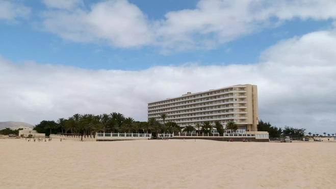 Hotel Riu Oliva Beachen las dunas de Corralejo. / IMAGEN DE LA RED