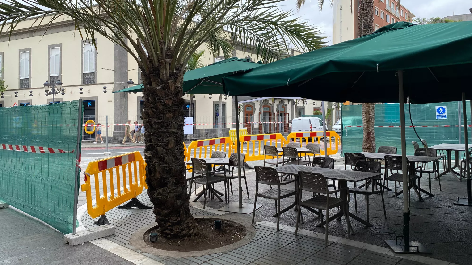 Terraza de la Plaza Cairasco afectada por las obras de la calle General Bravo / ATLÁNTICO HOY
