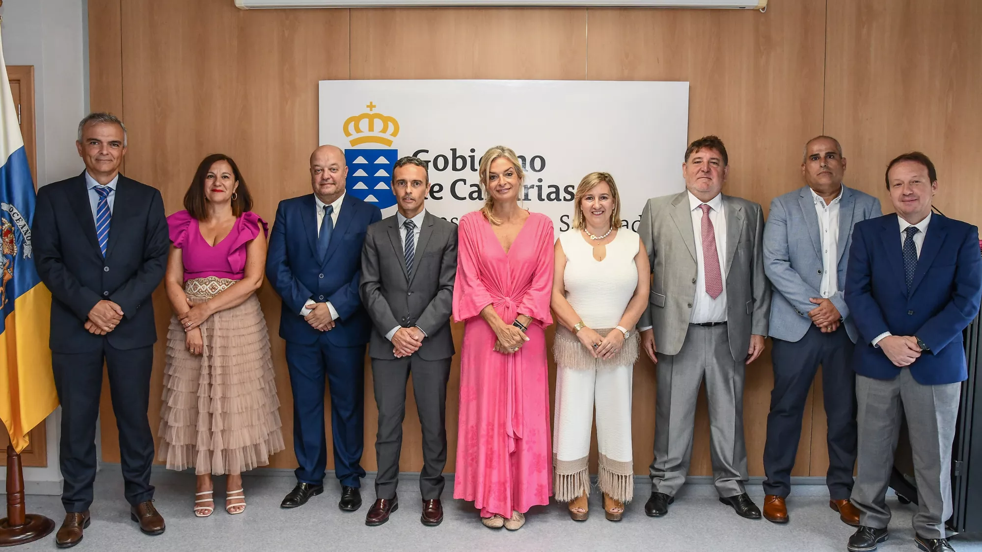 Foto de familia de los nuevos altos cargos / GOBIERNO DE CANARIAS