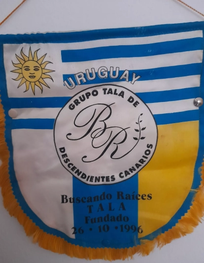 Banderín del grupo uruguayo de descendientes canarios Tala 