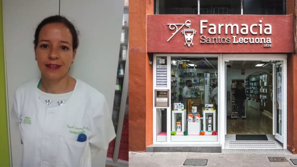 Raquel Lecuona Méndez, actual propietaria de la farmacia Santos-Lecuona, junto al establecimiento./ CEDIDAS