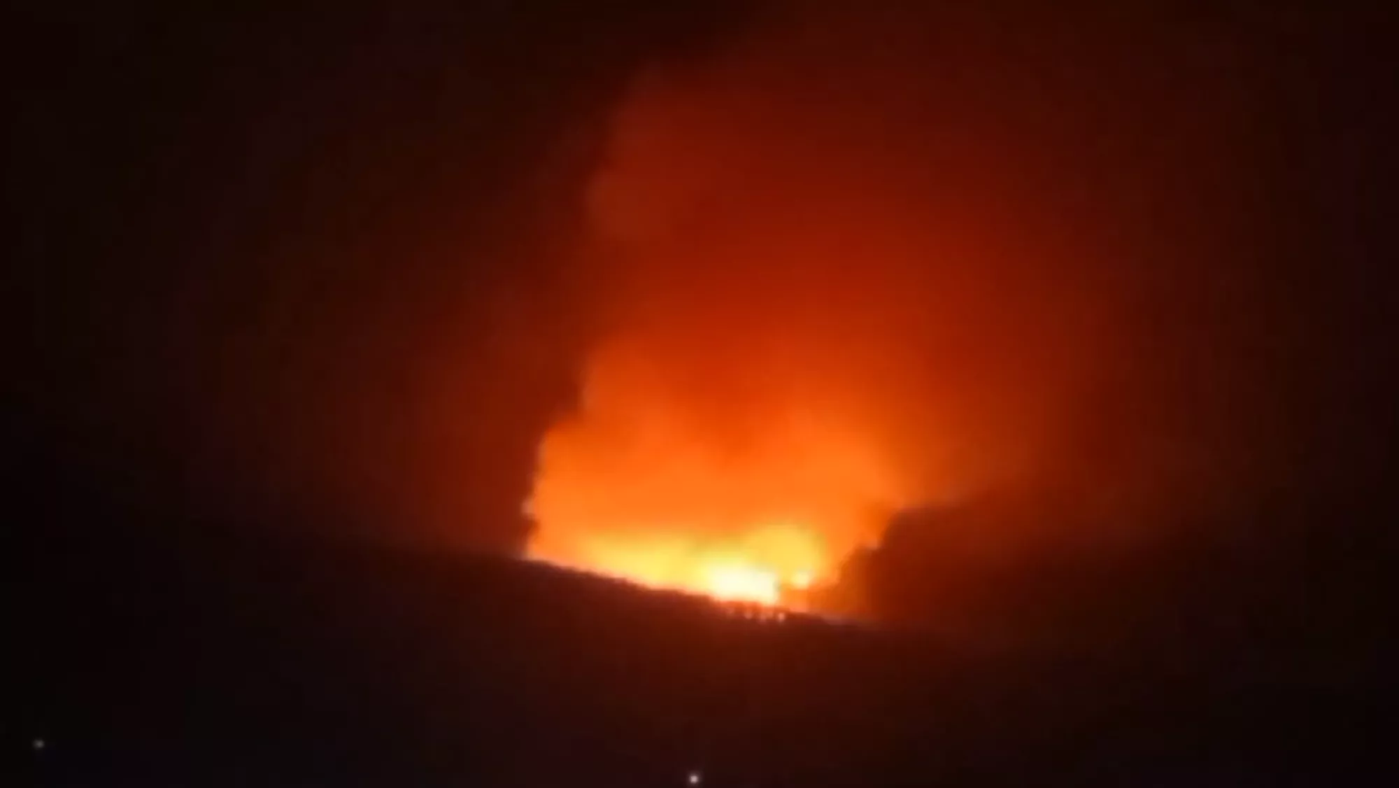 Incendio en la zona alta de Candelaria. / ATLÁNTICO HOY