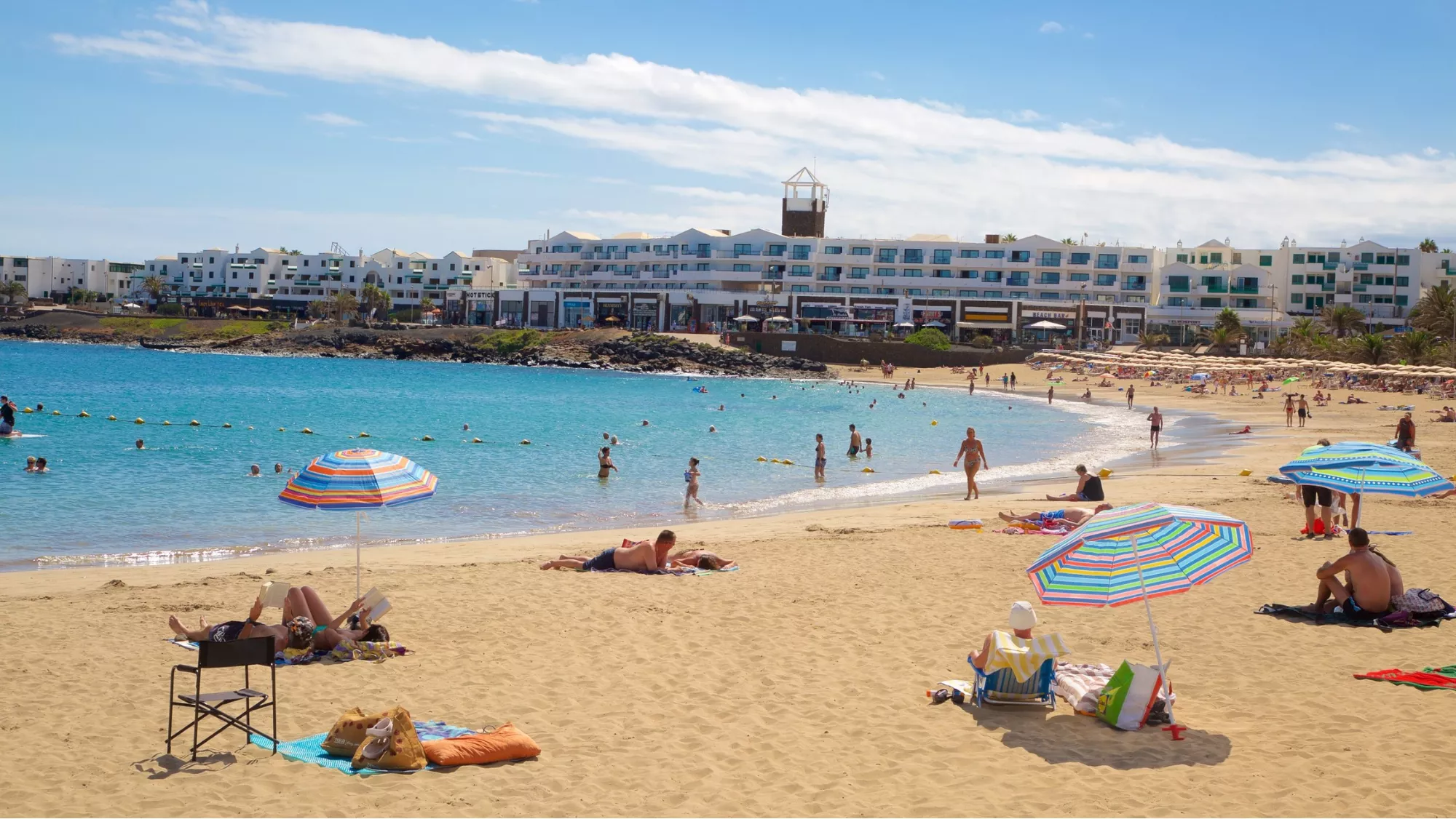 Playa de Las Cucharas, en Costa Teguise, Lanzarote / TURISMO LANZAROTE