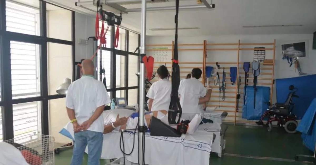 Tres lesionados medulares este julio en Canarias por tirarse de cabeza al agua. / CHUIMI