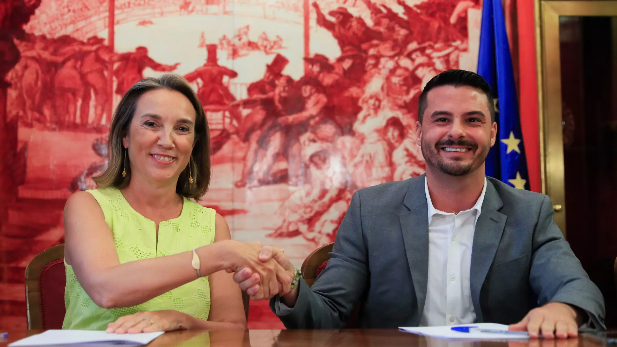 Firma entre el PP y CC / EFE - FERNANDO ALVARADO