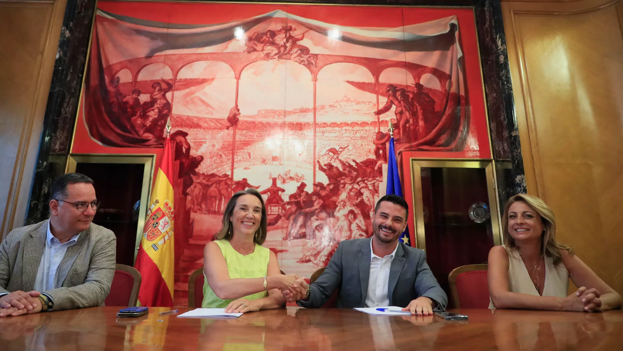 Firma entre el PP y CCEFE FERNANDO ALVARADO (3)