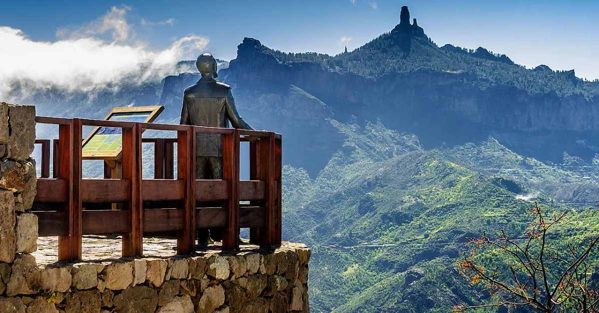 Escultura de Miguel de Unamuno en el mirador de Artenara / TURISMO CANARIAS