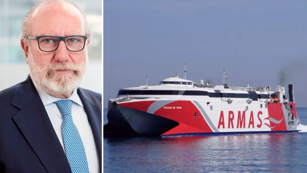 A la izquierda, Luis Martín, socio de Abencys que ha emitido el informe de valoración de Naviera Armas. A la derecha, un barco de la compañía./ MONTAJE AH