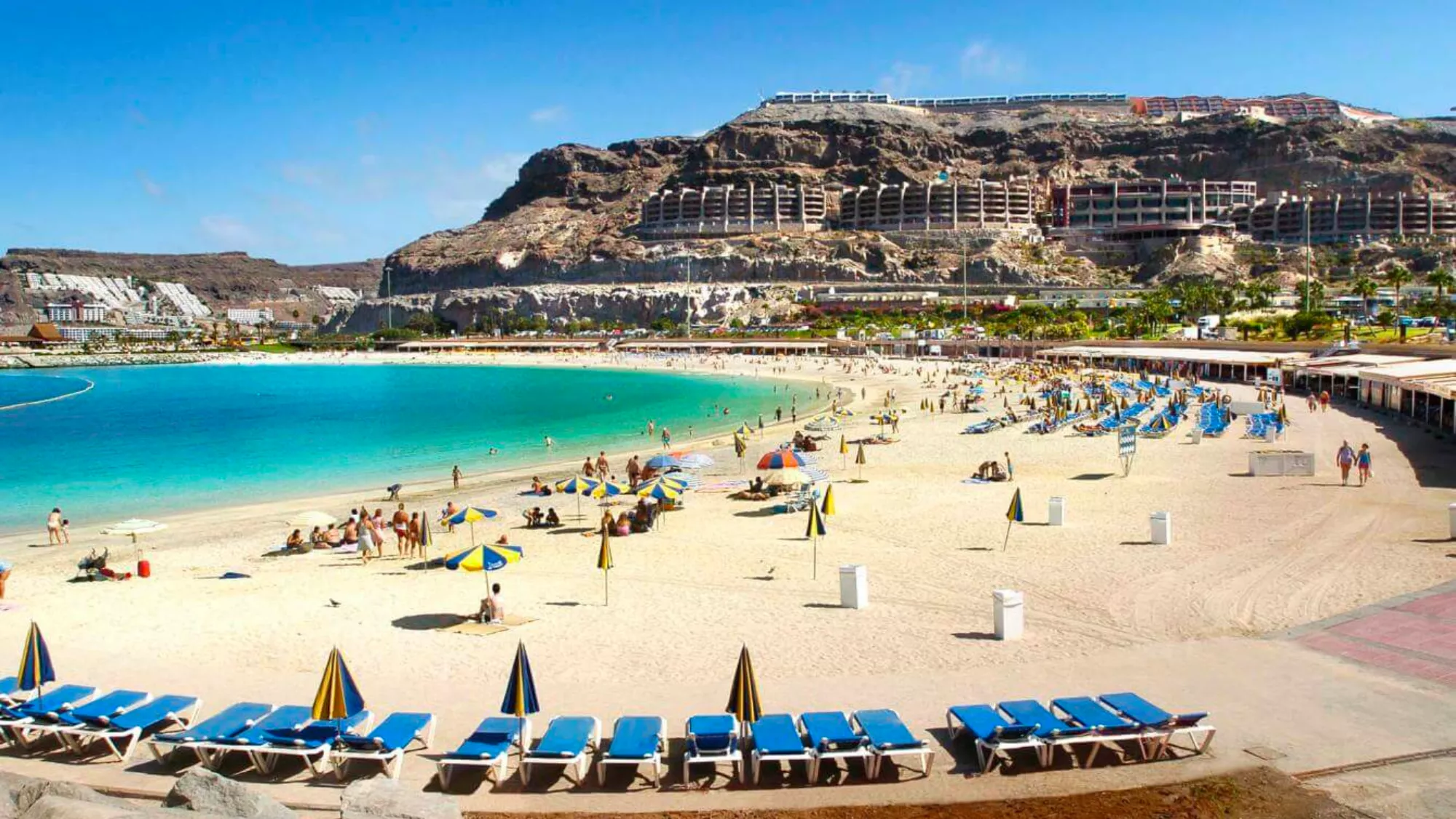 Playa de Amadores, al sur de Gran Canaria / TURISMO ISLAS CANARIAS