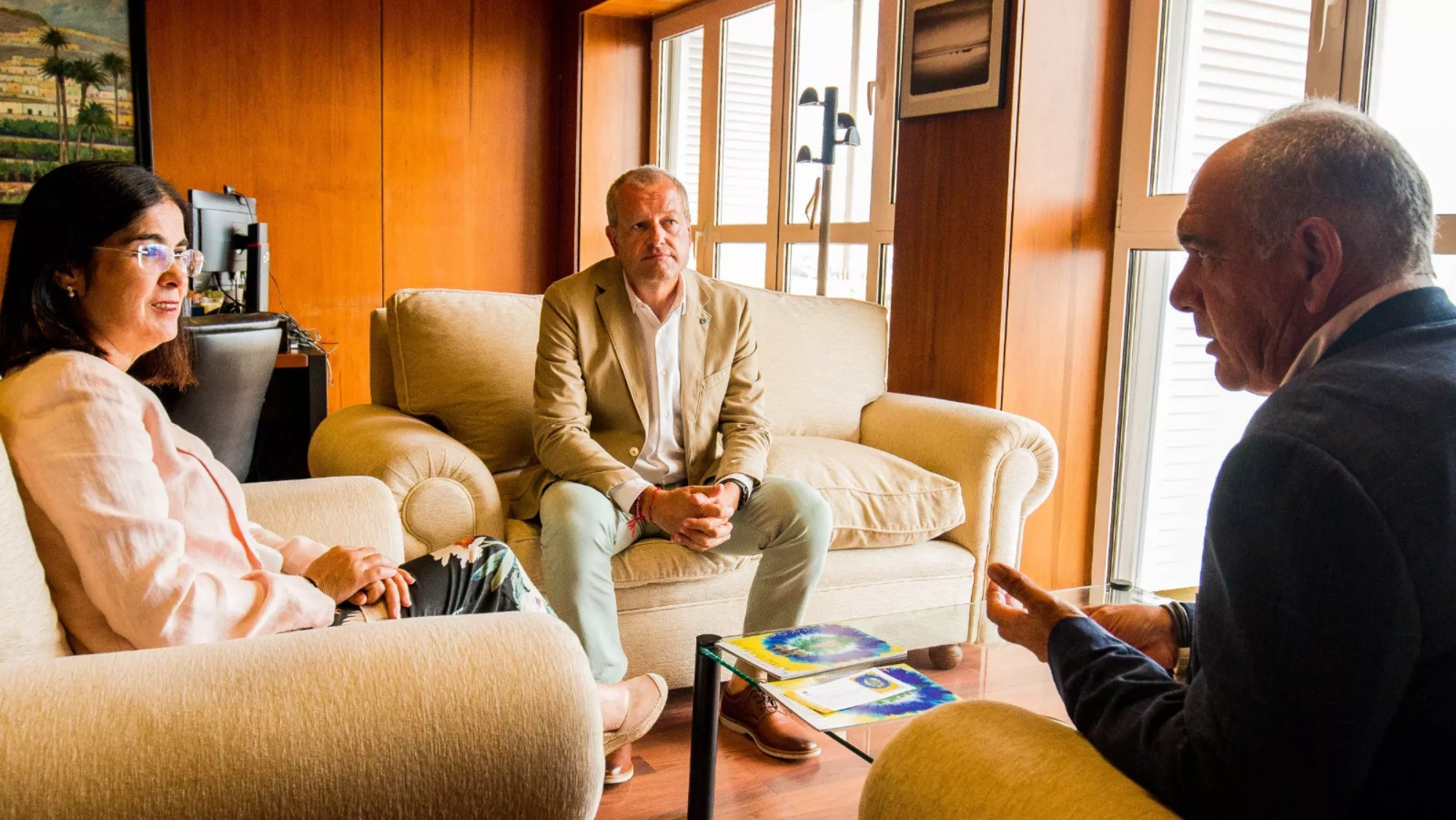 Reunión entre Carolina Darias, Sergio Nuez y José Agustín Arencibia / AYUNTAMIENTO DE TEROR Reunión entre Carolina Darias, Sergio Nuez y José Agustín Arencibia / AYUNTAMIENTO DE TEROR