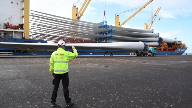 Descarga Aerogeneradores Granadilla (2) Descarga Aerogeneradores Granadilla (2)