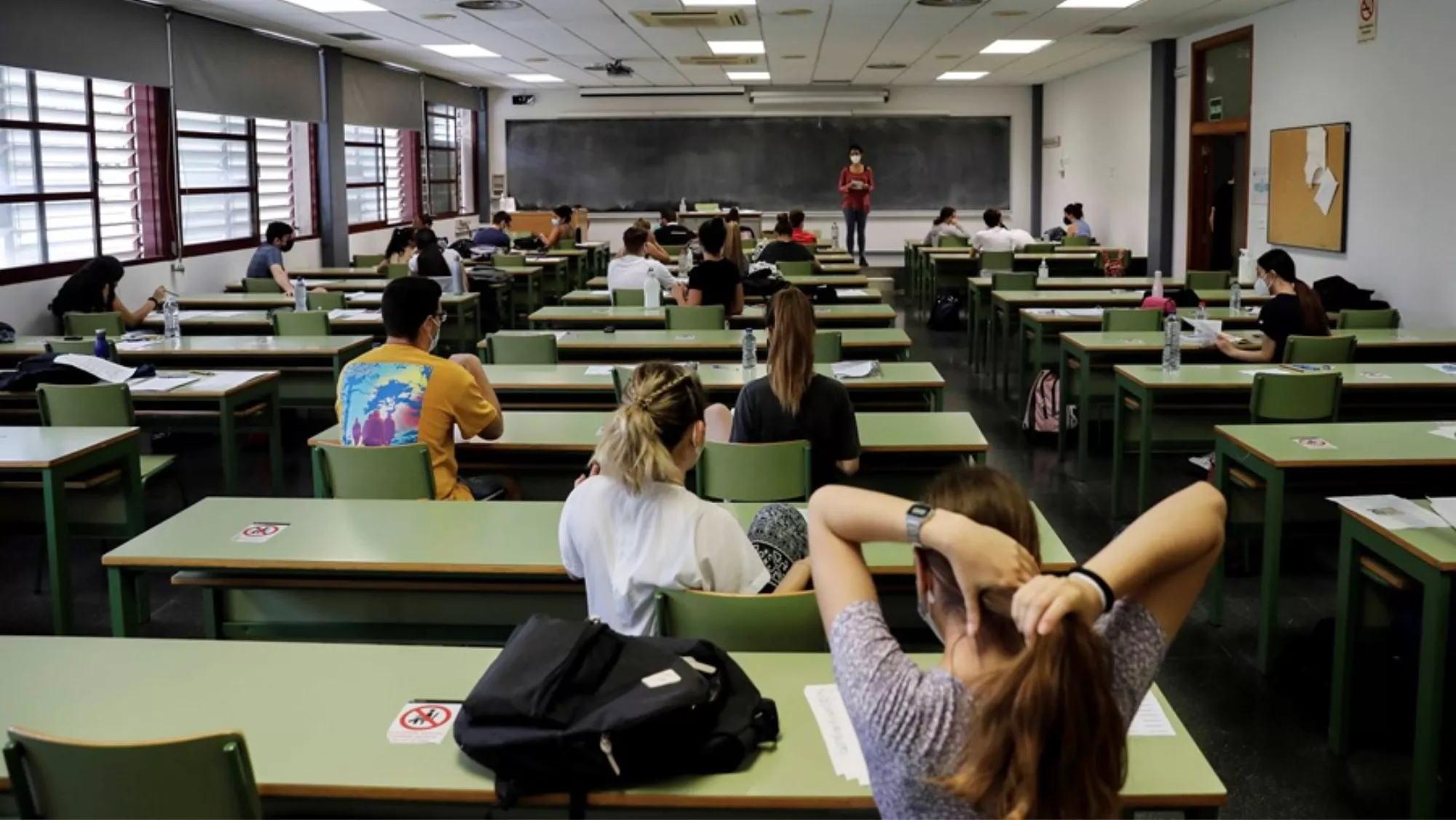 Estudiantes en una clase de Universidad./ EFE