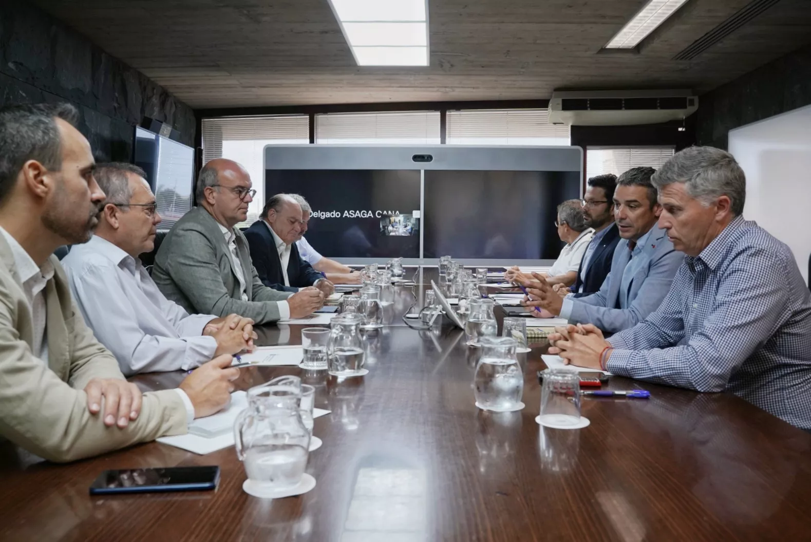 Reunión entre el Gobierno de Canarias, el Ejecutivo nacional y los productores locales para abordar la situación de la papa. / CEDIDA Reunión entre el Gobierno de Canarias, el Ejecutivo nacional y los productores locales para abordar la situación de la papa. / CEDIDA