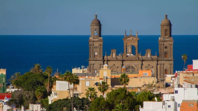 Las Palmas de Gran Canaria / HOLA ISLAS CANARIAS