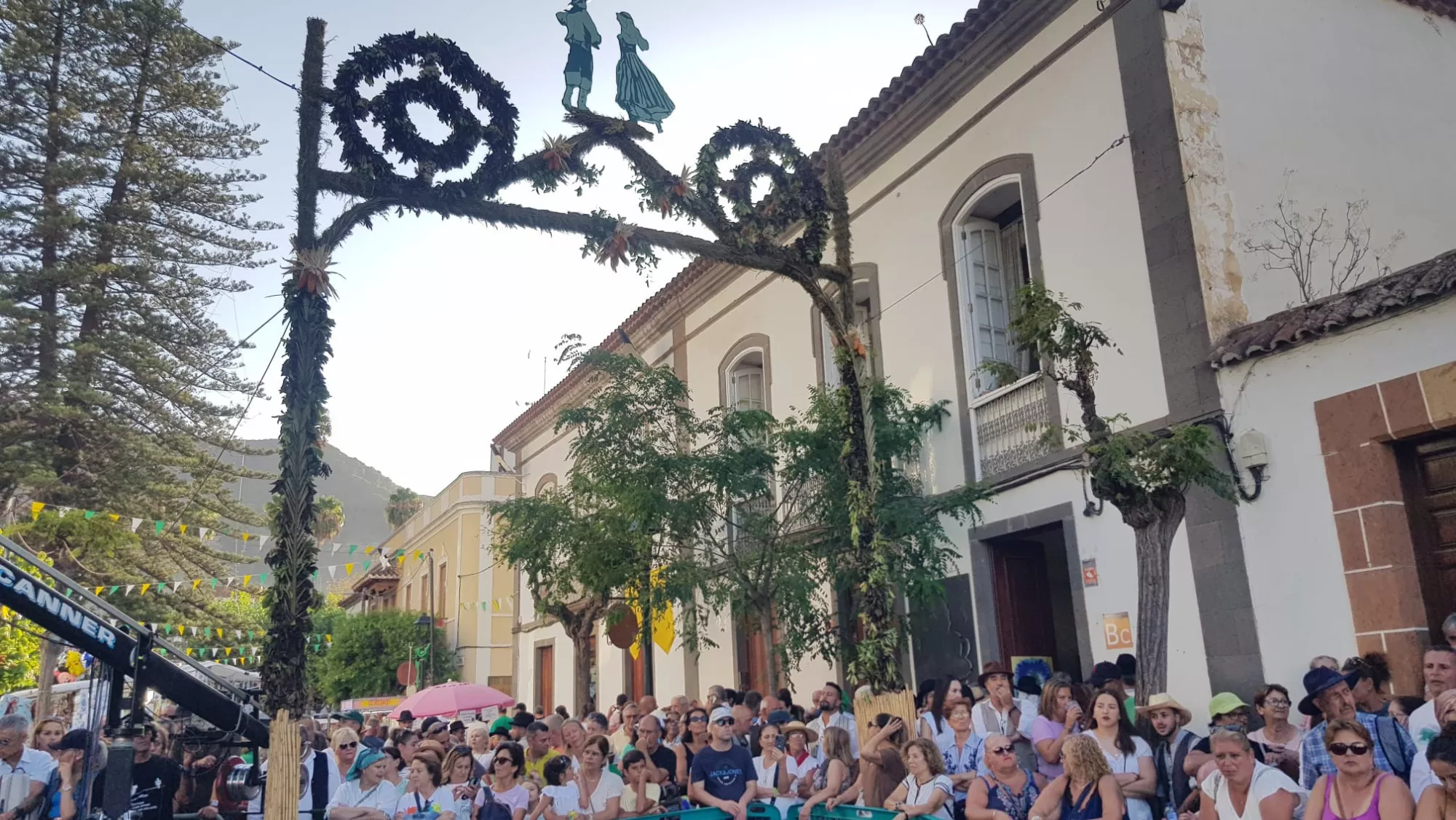 Imagen de la Romería Ofrenda que se celebra el 7 de septiembre con la recorrido de las 22 de carretas de la isla / AYUNTAMIENTO DE TEROR