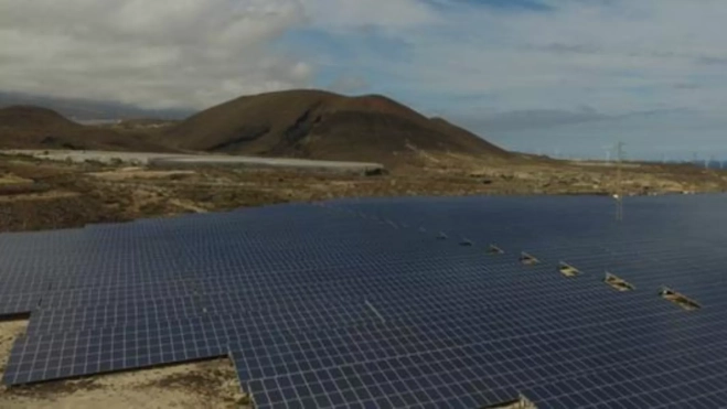 Planta fotovoltaica en el sur de Tenerife./ PROEXCA