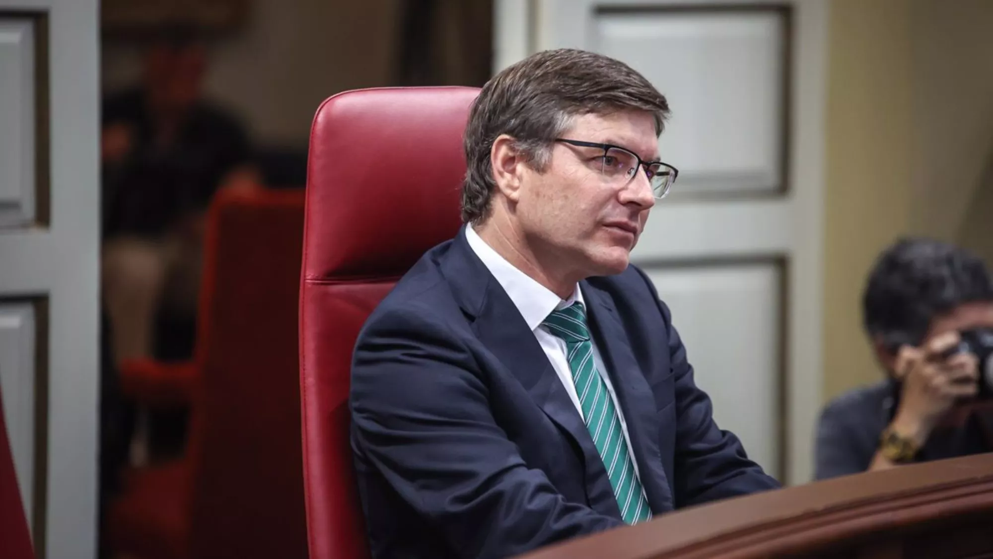 Nicasio Galván (Vox) en el Parlamento de Canarias. / EUROPAPRESS