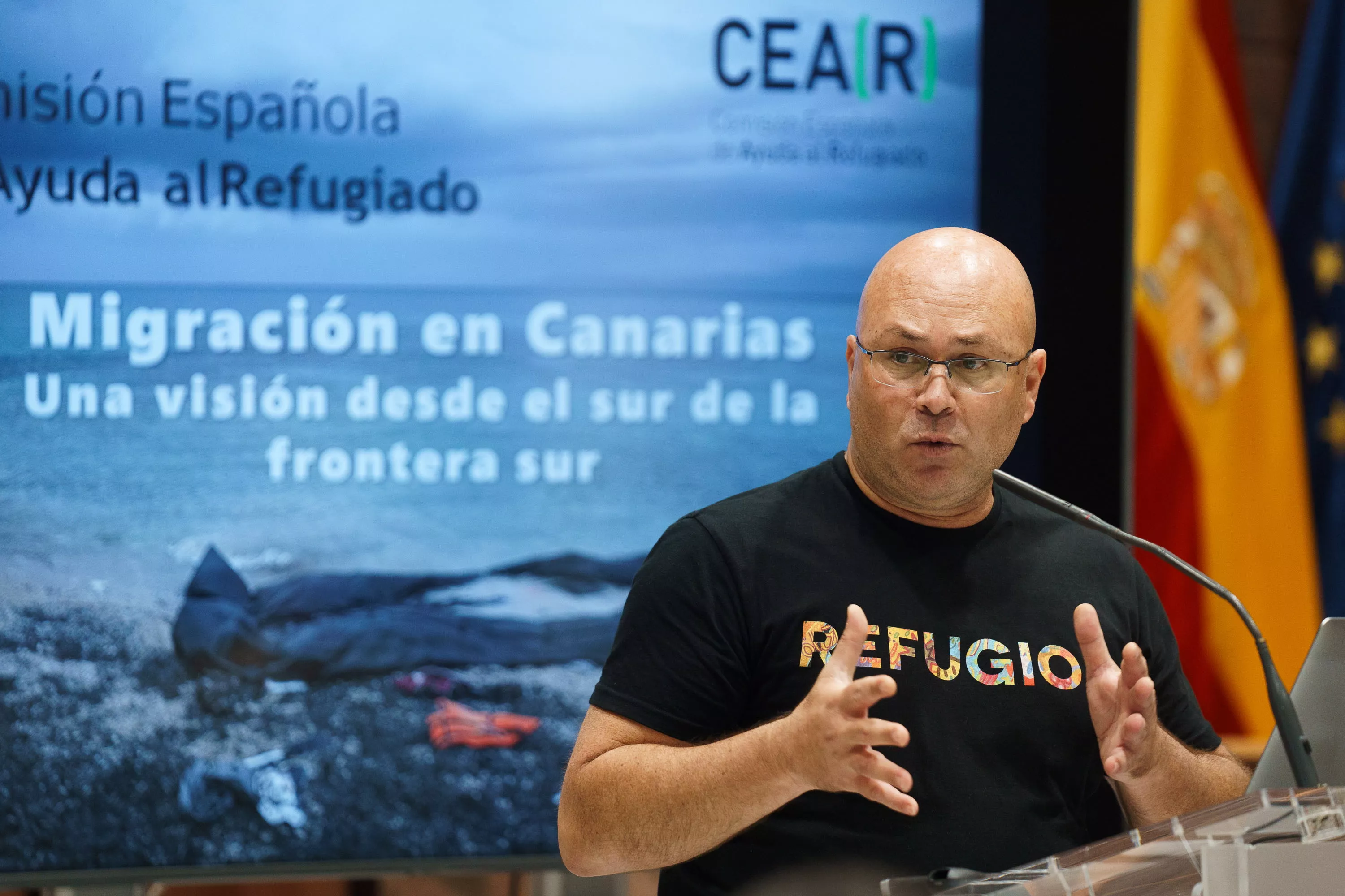 El coordinador territorial de la Comisión Española de Ayuda al Refugiado (CEAR), Juan Carlos Lorenzo de Armas. / RAMÓN DE LA ROCHA-EFE