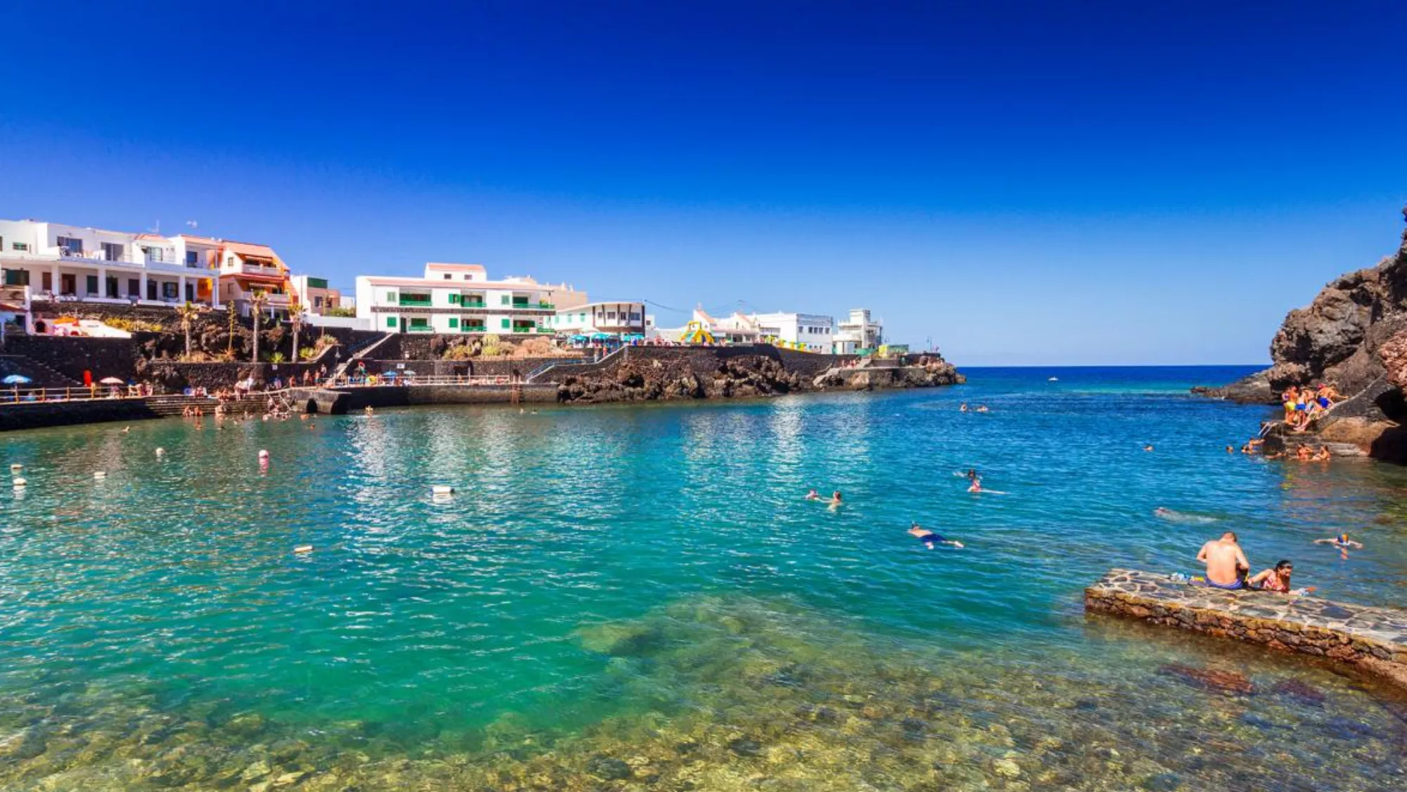 Imagen del pueblo de El Tamaduste y su piscina natural / HOLA ISLAS CANARIAS