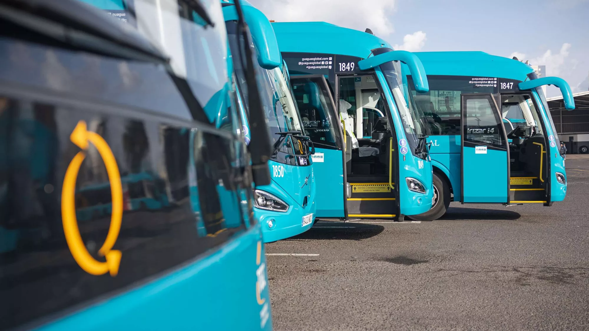 Guaguas de Global / GLOBAL Guaguas de Global / GLOBAL