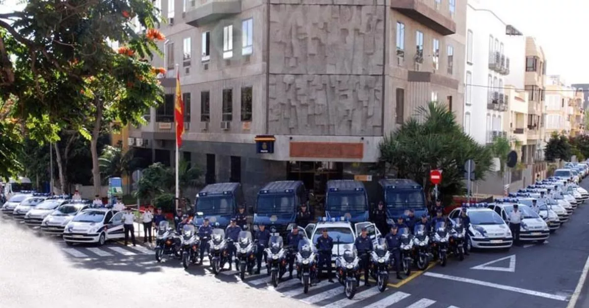 Comisaría de la Policía Nacional en la calle Robayna de Santa Cruz de Tenerife. / CNP
