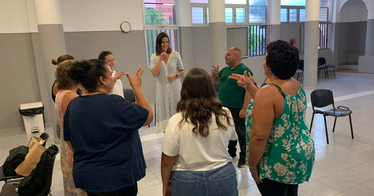 Curso de Lengua de Signos / AYUNTAMIENTO DE LAS PALMAS DE GRAN CANARIA