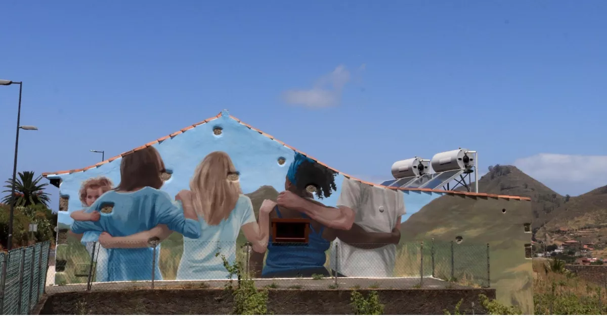 Casa de los Camineros, en Tegueste, pintada recientemente en el marco de su rehabilitación./ CEDIDA