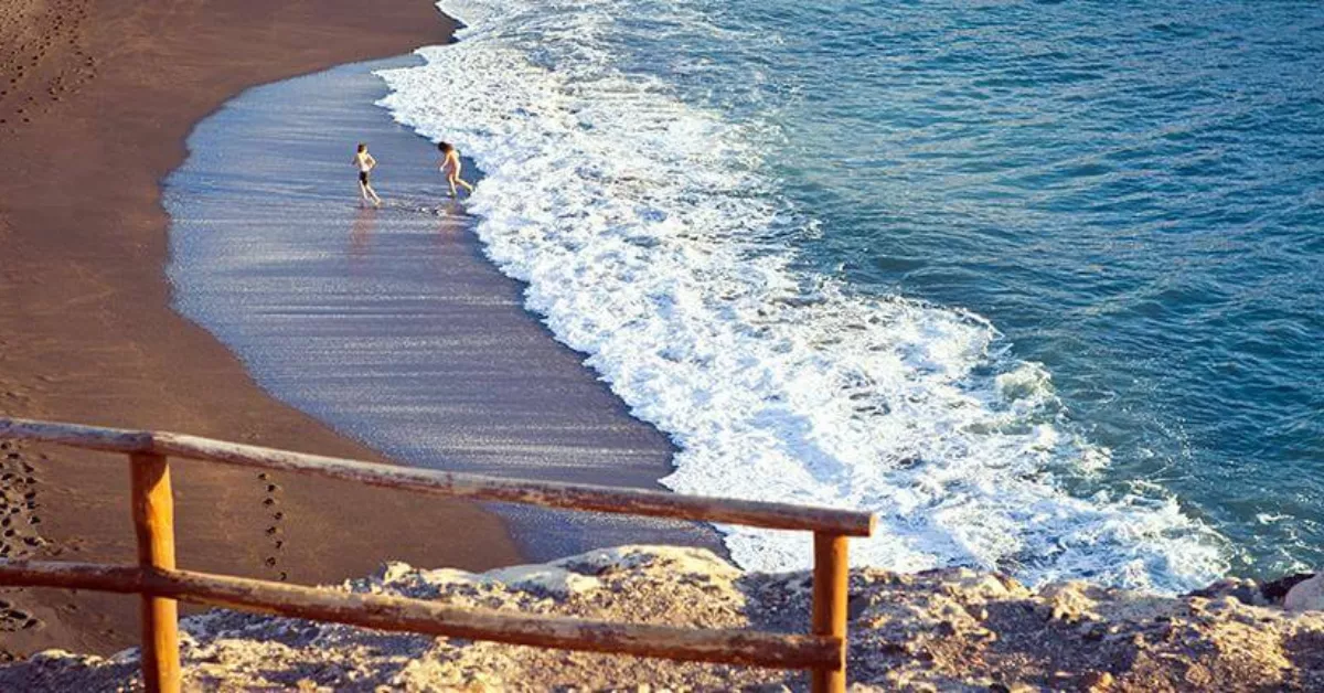Playa de Ajuy, en Fuerteventura. / TURISMO DE CANARIAS 