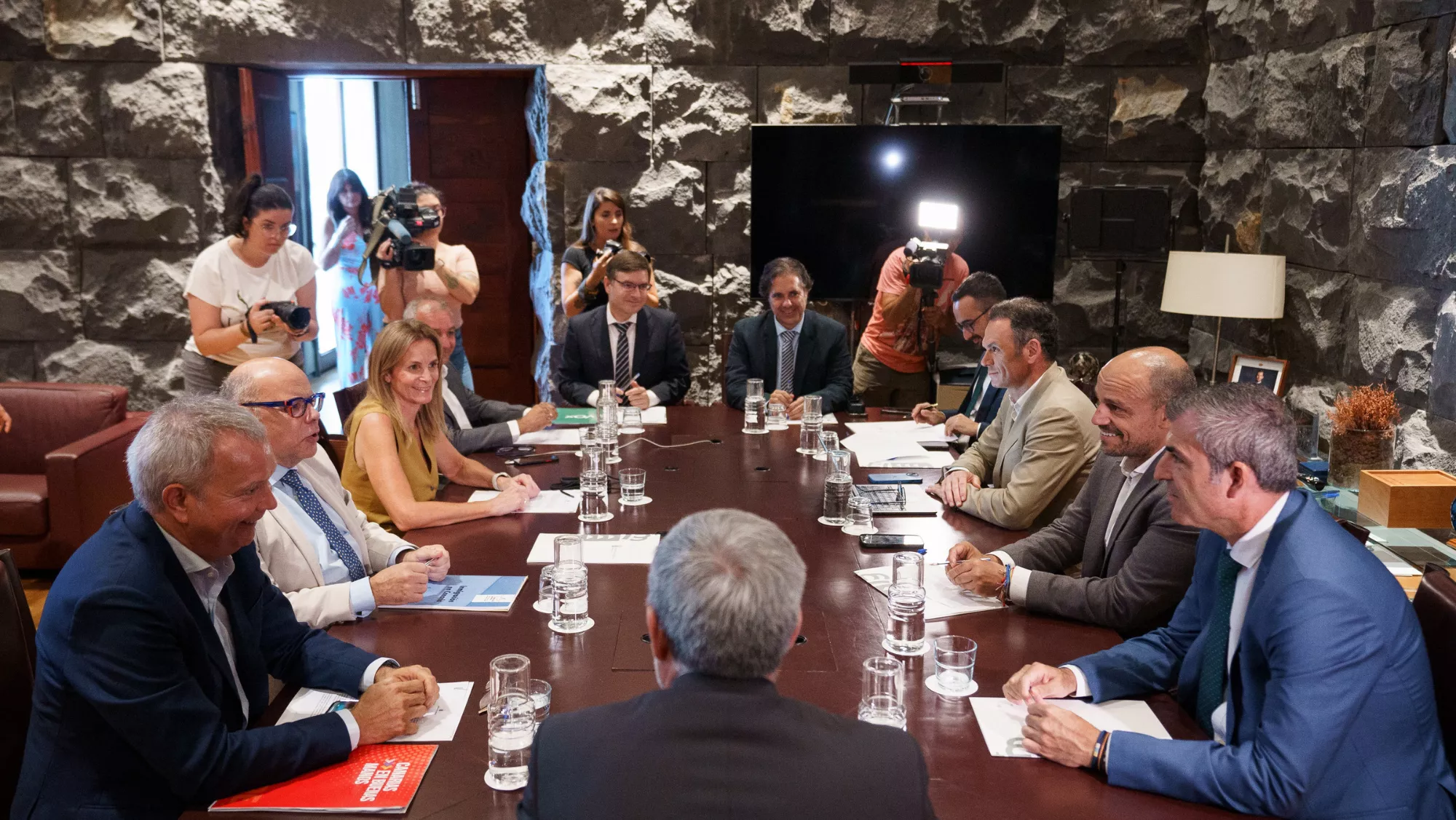 Reunión de los grupos políticos para hablar de migración  EFE   RAMÓN DE LA ROCHA