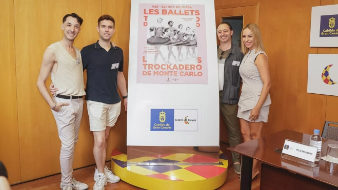 Presentación del espectáculo junto a la consejera de Cultura del Cabildo de Gran Canaria / TEATRO CUYÁS