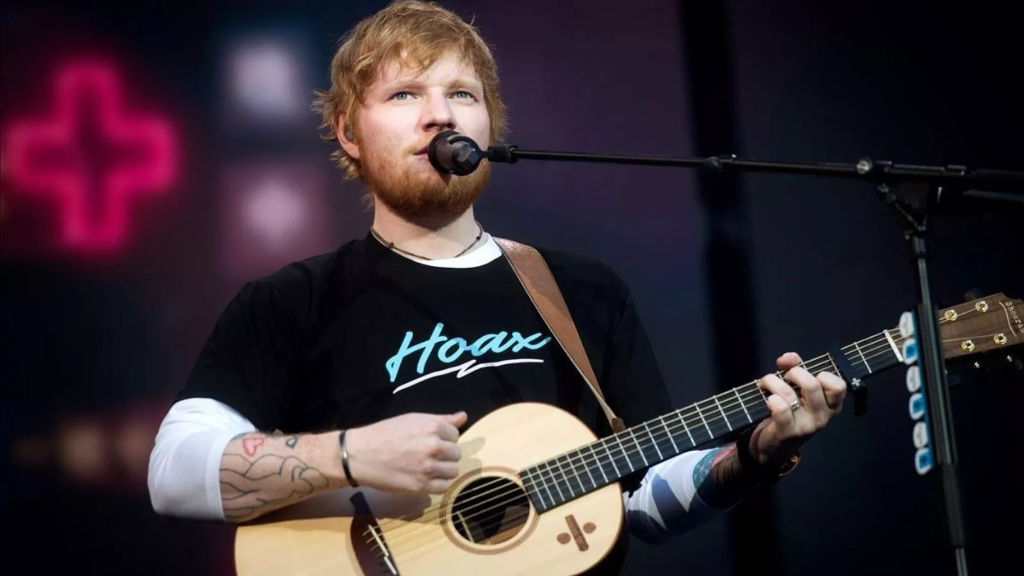 Ed Sheeran, durante un concierto en Italia. / LUCA PIERGIOVANNI-EFE