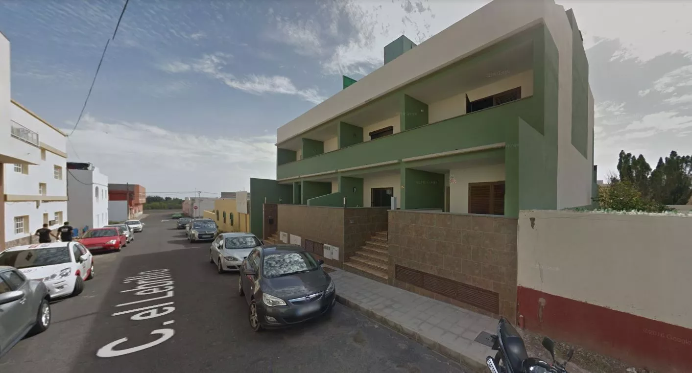 Sede social de Imetales y Estructuras, en El Matorral (Puerto del Rosario) / AH